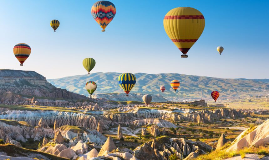 Descubre la Magia de los Vuelos en Globo en Capadocia