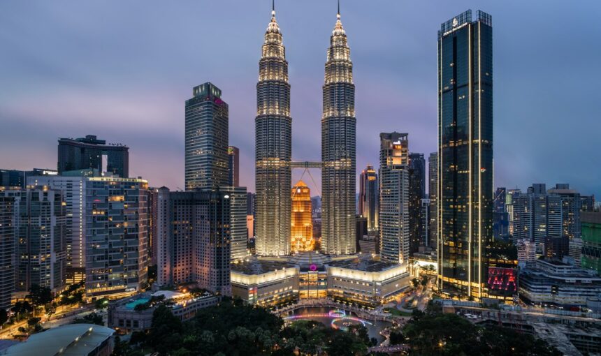 Kuala Lumpur: Donde la Tradición y la Modernidad se Fusionan